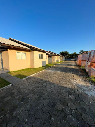 Imagem Casa de Condomínio com 2 Quartos à Venda, 39 m² em Tabuleiro - Barra Velha