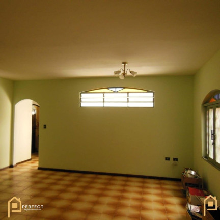 Imagem Casa com 3 Quartos à Venda, 212 m² em Centro - Taubaté