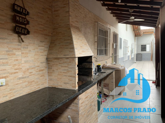 Imagem Casa com 6 Quartos à Venda, 150 m² em Toninhas - Ubatuba Imagem Casa com 6 Quartos à Venda, 150 m² em Toninhas - Ubatuba