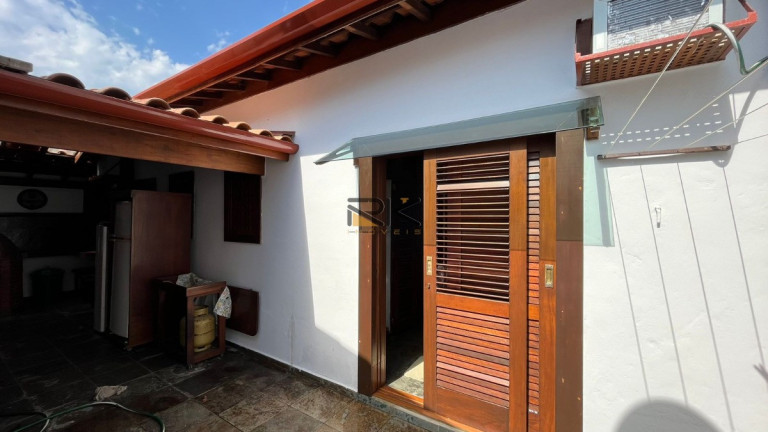 Imagem Casa com 5 Quartos à Venda, 225 m² em Perequê Açu - Ubatuba