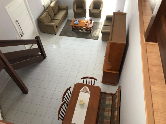 Imagem Casa com 4 Quartos à Venda, 233 m² em Tijuca - Teresópolis Imagem Casa com 4 Quartos à Venda, 233 m² em Tijuca - Teresópolis