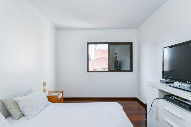 Imagem Imóvel com 4 Quartos à Venda, 200 m² em Moema - São Paulo