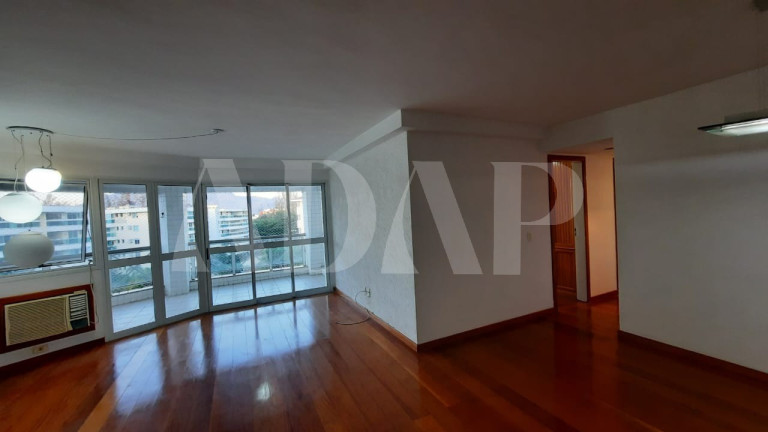 Imóvel com 3 Quartos para Alugar, 129 m² em Barra Da Tijuca - Rio De Janeiro