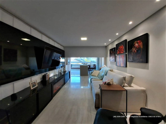 Imagem Apartamento com 3 Quartos à Venda, 248 m² em Agronômica - Florianópolis