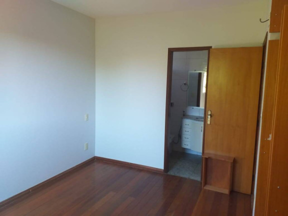 Imagem Apartamento com 3 Quartos à Venda, 140 m² em Montes Claros