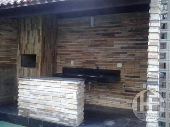 Imagem Casa com 5 Quartos à Venda, 364 m² em Madalena - Recife