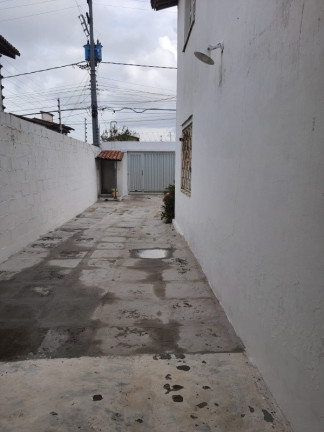 Imagem Imóvel com 4 Quartos à Venda, 2.400 m² em De Lourdes - Fortaleza Imagem Imóvel com 4 Quartos à Venda, 2.400 m² em De Lourdes - Fortaleza