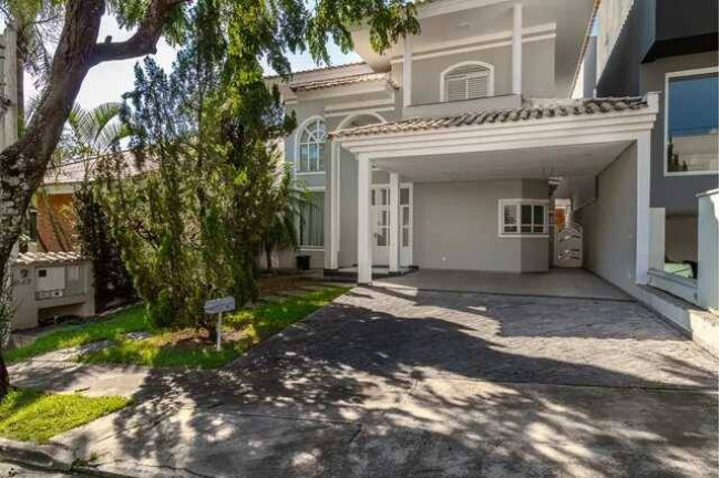 Casa de Condomínio com 4 Quartos para Alugar, 360 m² em Tivoli Park - Sorocaba
