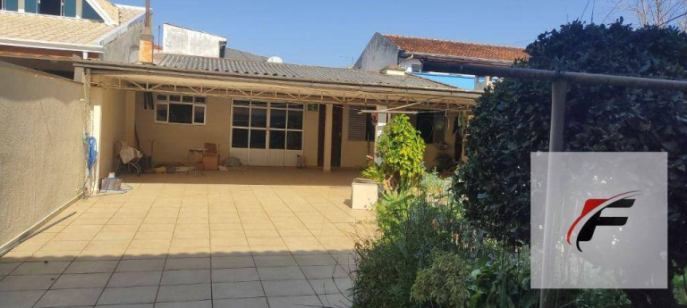 Imagem Sobrado com 4 Quartos à Venda, 330 m² em Capão Raso - Curitiba Imagem Sobrado com 4 Quartos à Venda, 330 m² em Capão Raso - Curitiba