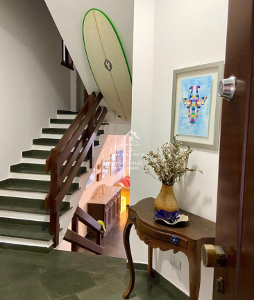 Imagem Imóvel com 4 Quartos à Venda, 320 m² em Enseada - Guarujá Imagem Imóvel com 4 Quartos à Venda, 320 m² em Enseada - Guarujá