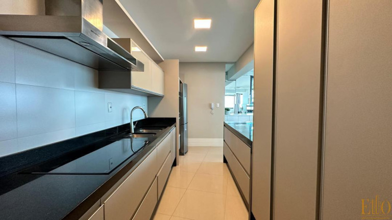 Imagem Cobertura com 4 Quartos à Venda, 280 m² em Centro - Balneário Camboriú