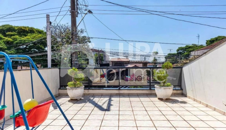 Imagem Casa com 3 Quartos à Venda, 140 m² em Jardim Guanca - São Paulo Imagem Casa com 3 Quartos à Venda, 140 m² em Jardim Guanca - São Paulo