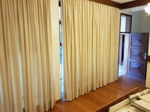 Imagem Casa com 4 Quartos à Venda, 450 m² em Interlagos - São Paulo Imagem Casa com 4 Quartos à Venda, 450 m² em Interlagos - São Paulo