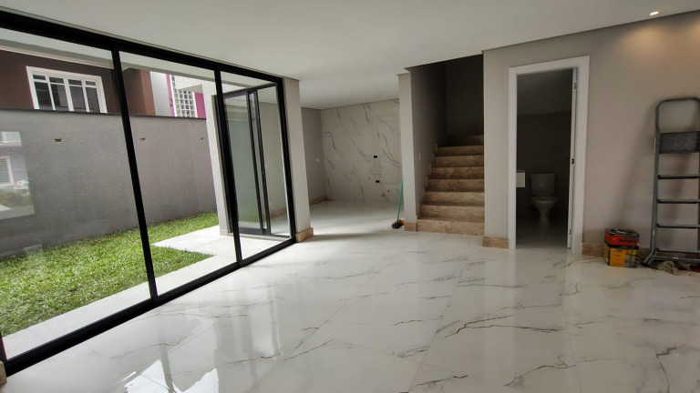 Imagem Casa com 3 Quartos à Venda, 150 m² em Cachoeira - Curitiba