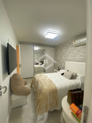 Imagem Apartamento com 4 Quartos à Venda, 193 m² em Barra Da Tijuca - Rio De Janeiro
