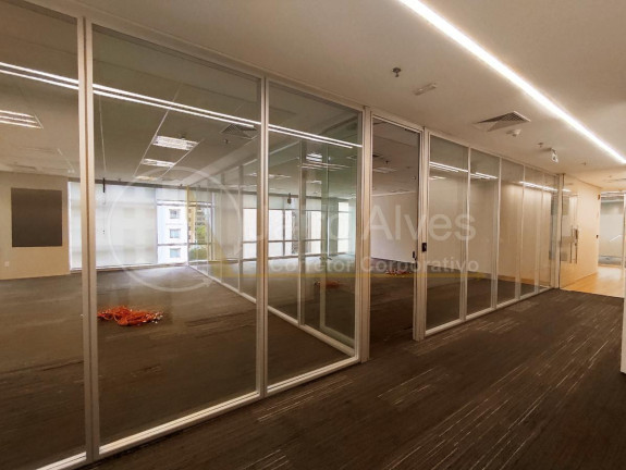 Imagem Imóvel Comercial para Alugar, 371 m² em Cidade Monções - São Paulo