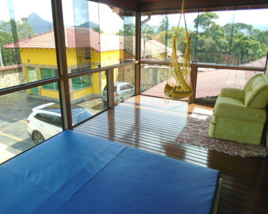 Imagem Casa com 4 Quartos à Venda, 300 m² em Golfe - Teresópolis Imagem Casa com 4 Quartos à Venda, 300 m² em Golfe - Teresópolis