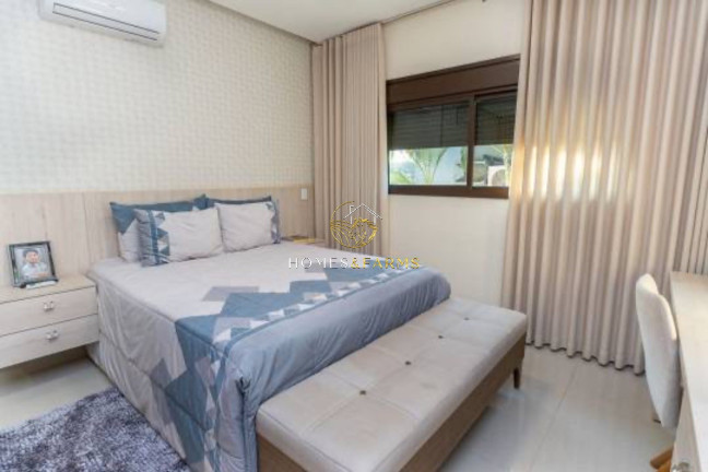 Imagem Casa com 4 Quartos à Venda, 351 m² em Jardins Madri - Goiânia Imagem Casa com 4 Quartos à Venda, 351 m² em Jardins Madri - Goiânia
