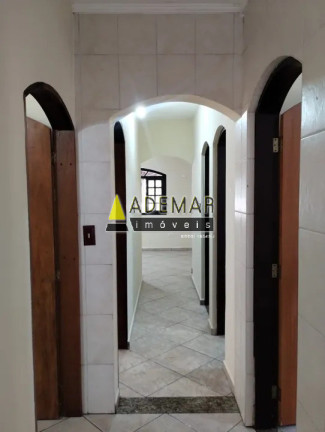 Imagem Casa com 5 Quartos à Venda, 254 m² em Eldorado - Diadema Imagem Casa com 5 Quartos à Venda, 254 m² em Eldorado - Diadema