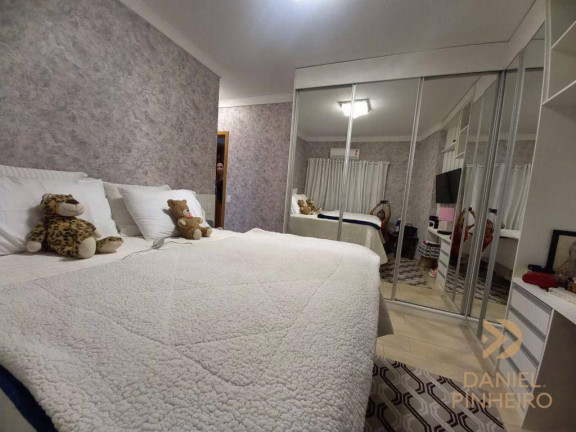 Imagem Apartamento com 3 Quartos à Venda, 130 m² em Canto Do Forte - Praia Grande