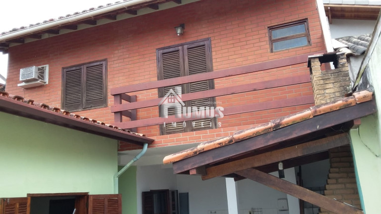 Imagem Casa com 3 Quartos à Venda, 190 m² em Lázaro - Ubatuba Imagem Casa com 3 Quartos à Venda, 190 m² em Lázaro - Ubatuba