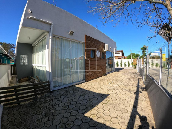 Imagem Apartamento com 2 Quartos para Temporada, 50 m² em São João Do Rio Vermelho - Florianópolis Imagem Apartamento com 2 Quartos para Temporada, 50 m² em São João Do Rio Vermelho - Florianópolis