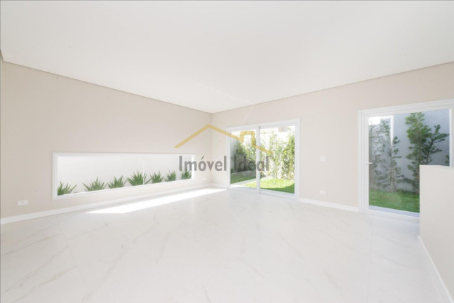 Imagem Casa com 4 Quartos à Venda, 318 m² em São Braz - Curitiba Imagem Casa com 4 Quartos à Venda, 318 m² em São Braz - Curitiba
