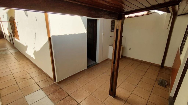 Imagem Casa com 3 Quartos à Venda, 130 m² em Vila São Geraldo - Taubaté Imagem Casa com 3 Quartos à Venda, 130 m² em Vila São Geraldo - Taubaté