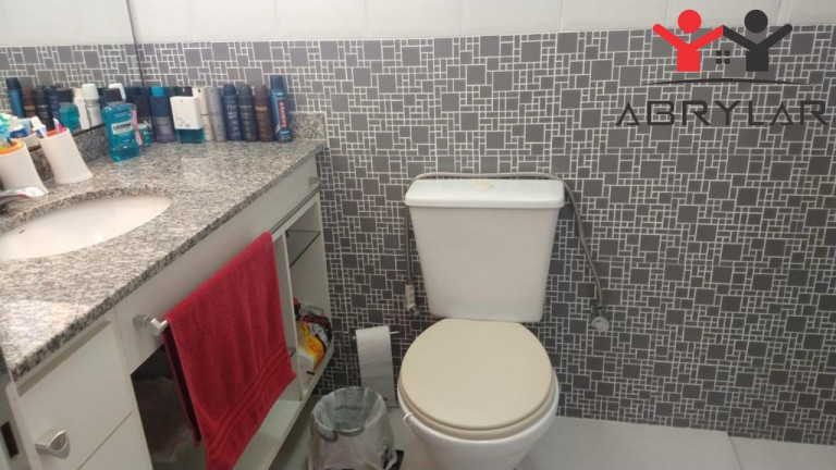 Imagem Imóvel com 2 Quartos à Venda, 66 m² em Medeiros - Jundiaí Imagem Imóvel com 2 Quartos à Venda, 66 m² em Medeiros - Jundiaí