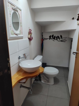 Imagem Casa com 3 Quartos à Venda, 240 m² em Cajuru - Curitiba Imagem Casa com 3 Quartos à Venda, 240 m² em Cajuru - Curitiba