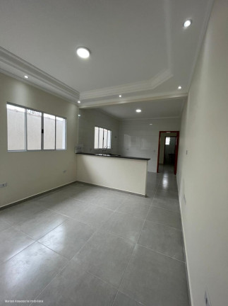Imagem Casa com 2 Quartos à Venda,  em Vila Oceanopolis - Mongaguá