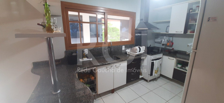 Imagem Casa de Condomínio com 4 Quartos à Venda, 257 m² em Vila Nova - Porto Alegre Imagem Casa de Condomínio com 4 Quartos à Venda, 257 m² em Vila Nova - Porto Alegre