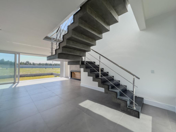 Imagem Casa com 3 Quartos à Venda, 203 m² em -- - Curumim Imagem Casa com 3 Quartos à Venda, 203 m² em -- - Curumim