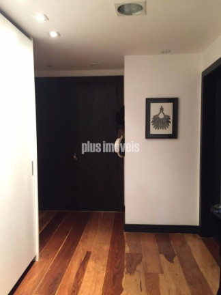 Imagem Apartamento com 3 Quartos à Venda ou Locação, 220 m² em Panamby - São Paulo Imagem Apartamento com 3 Quartos à Venda ou Locação, 220 m² em Panamby - São Paulo