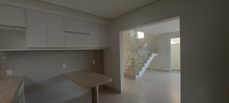 Imagem Sobrado com 3 Quartos à Venda, 173 m² em Hipica - Campinas Imagem Sobrado com 3 Quartos à Venda, 173 m² em Hipica - Campinas