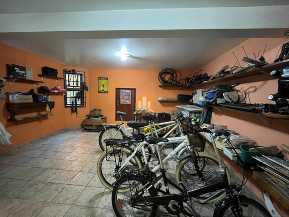 Imagem Casa com 3 Quartos à Venda, 189 m² em Santa Felicidade - Curitiba