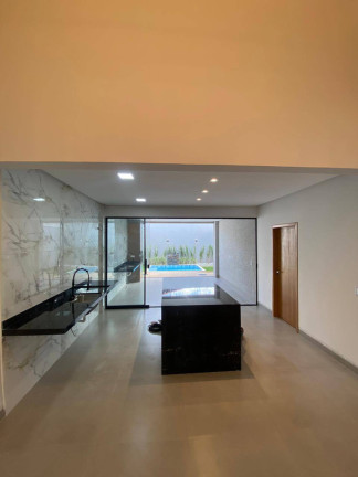 Imagem Casa com 3 Quartos à Venda, 183 m² em Jardim Presidente - Goiânia Imagem Casa com 3 Quartos à Venda, 183 m² em Jardim Presidente - Goiânia