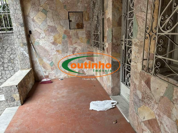Imagem Casa com 4 Quartos à Venda, 206 m² em Vila Isabel - Rio De Janeiro Imagem Casa com 4 Quartos à Venda, 206 m² em Vila Isabel - Rio De Janeiro