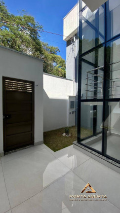 Imagem Casa com 4 Quartos para Alugar, 160 m² em Bom Retiro - Ipatinga
