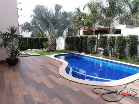 Imagem Casa com 4 Quartos à Venda, 440 m² em Jardim Itália - Cuiabá