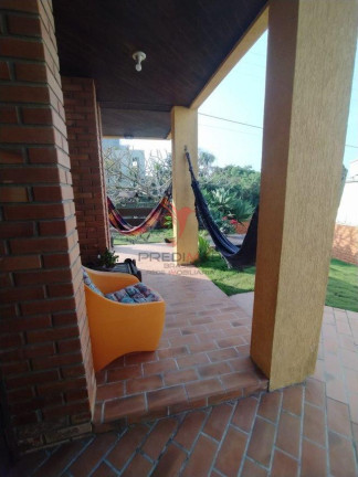 Imagem Casa com 3 Quartos à Venda, 250 m² em Itacolomi - Balneário Piçarras Imagem Casa com 3 Quartos à Venda, 250 m² em Itacolomi - Balneário Piçarras