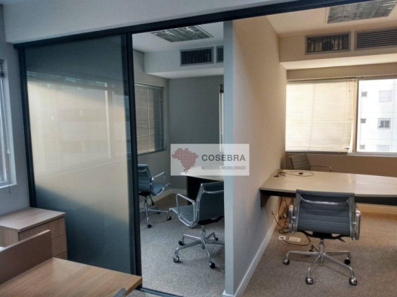 Sala Comercial à Venda, 33 m² em Vila Olímpia - São Paulo
