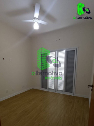Imagem Casa com 3 Quartos à Venda, 373 m² em Parque São Luís - Taubaté Imagem Casa com 3 Quartos à Venda, 373 m² em Parque São Luís - Taubaté