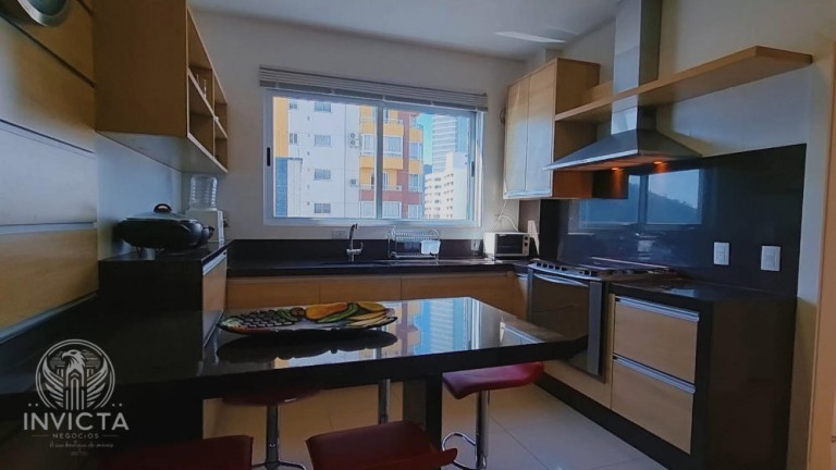 Imagem Apartamento com 3 Quartos à Venda, 260 m² em Barra Sul - Balneário Camboriú Imagem Apartamento com 3 Quartos à Venda, 260 m² em Barra Sul - Balneário Camboriú