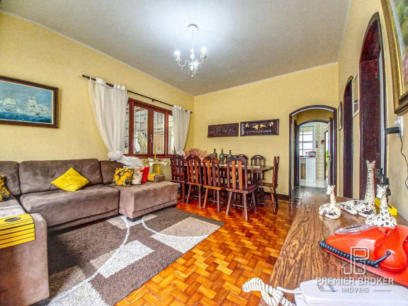 Imagem Casa com 6 Quartos à Venda, 193 m² em Várzea - Teresópolis Imagem Casa com 6 Quartos à Venda, 193 m² em Várzea - Teresópolis