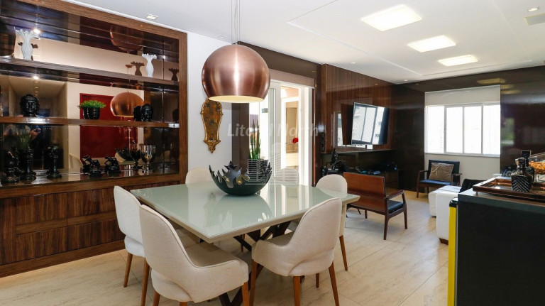 Imagem Apartamento com 3 Quartos à Venda, 235 m² em Pioneiros - Balneário Camboriú Imagem Apartamento com 3 Quartos à Venda, 235 m² em Pioneiros - Balneário Camboriú