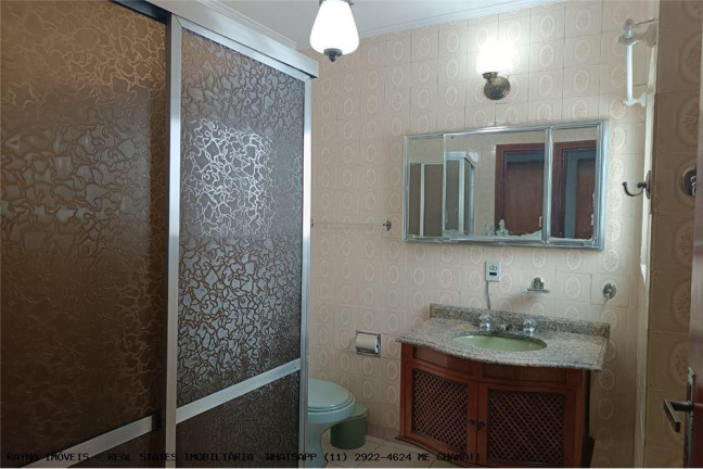 Imagem Casa com 3 Quartos à Venda, 146 m² em Vila Paiva - São Paulo Imagem Casa com 3 Quartos à Venda, 146 m² em Vila Paiva - São Paulo