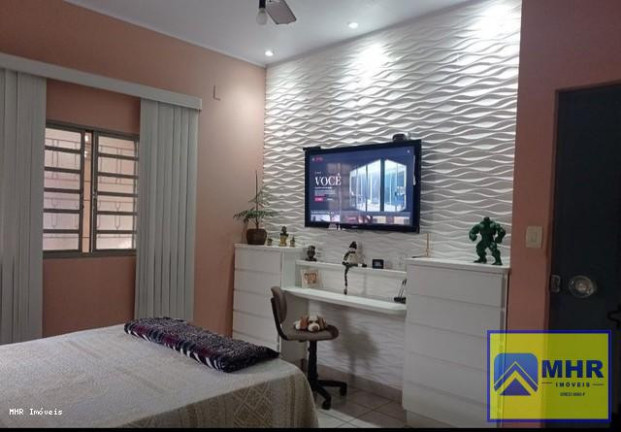 Imagem Casa com 3 Quartos à Venda, 235 m² em Cidade Continental - Serra