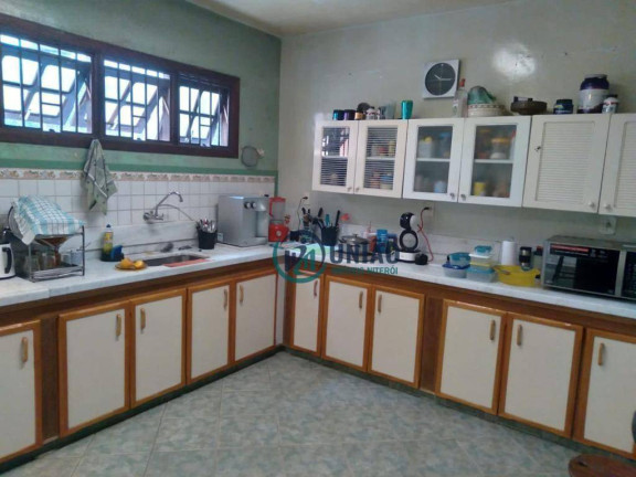 Imagem Casa com 5 Quartos à Venda, 209 m² em Itaipu - Niterói