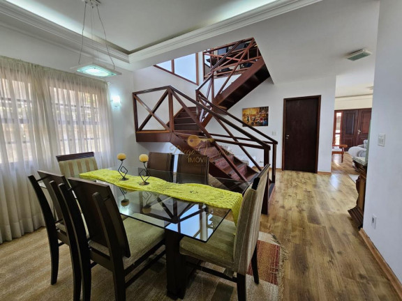 Imagem Casa com 4 Quartos à Venda, 255 m² em Posse - Teresópolis